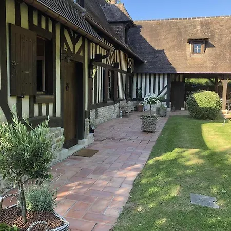 בית נופש Le Clos De La Madeleine Brucourt
